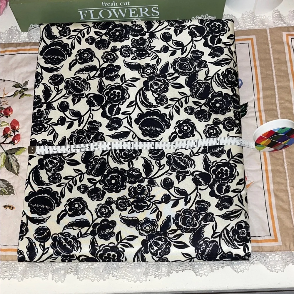 Vera Bradley Tech Sleeve